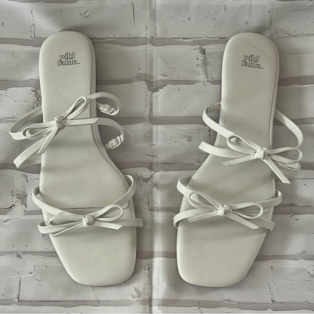 Wild Fable White Interlaced Sandals